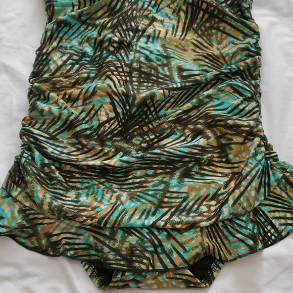 Mossimo bathing suit - Picture 3 of 8